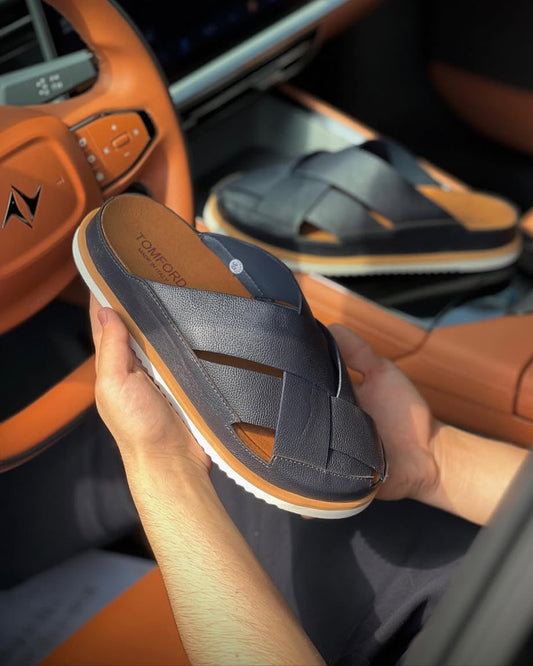 Cross-woven Leather Slippers