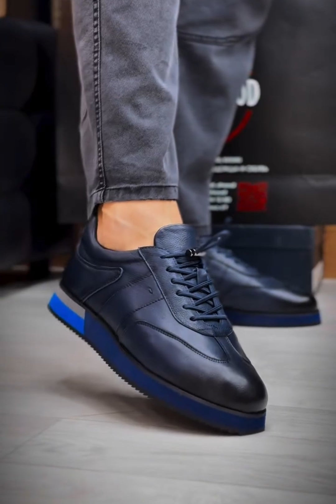 Verno Retro Leather Sneakers