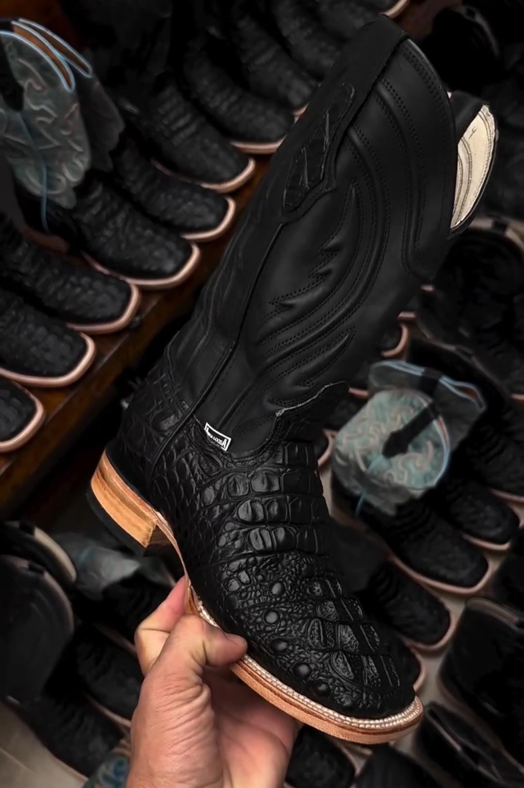 Black Croc-Embossed Western Cowboy Boots