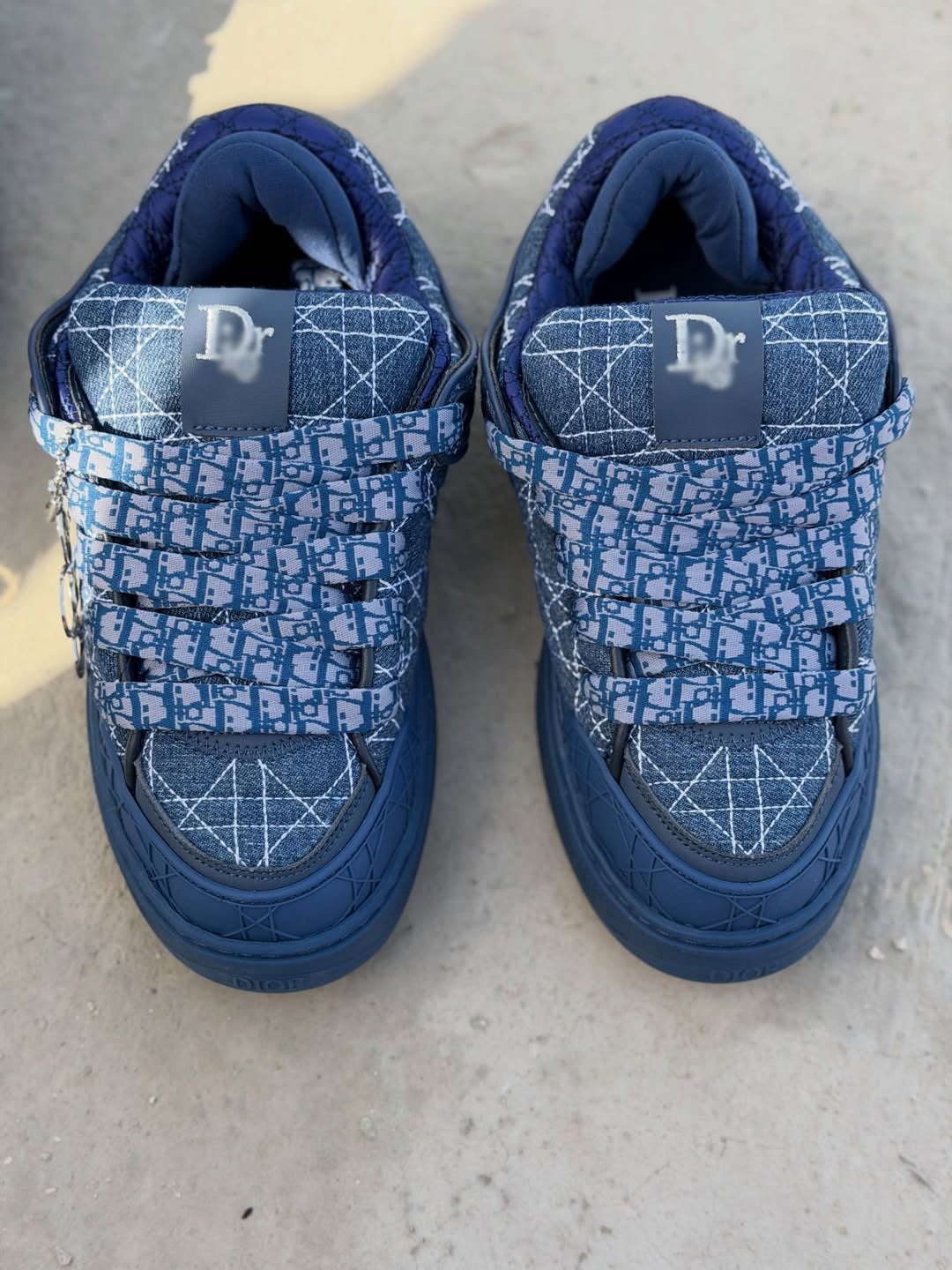 Cloth B9S low trainers Shoes