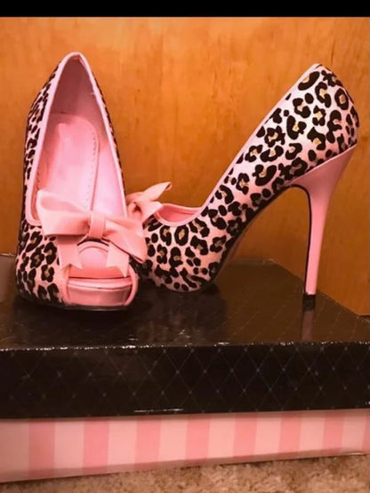 Pink leopard print bow high heels