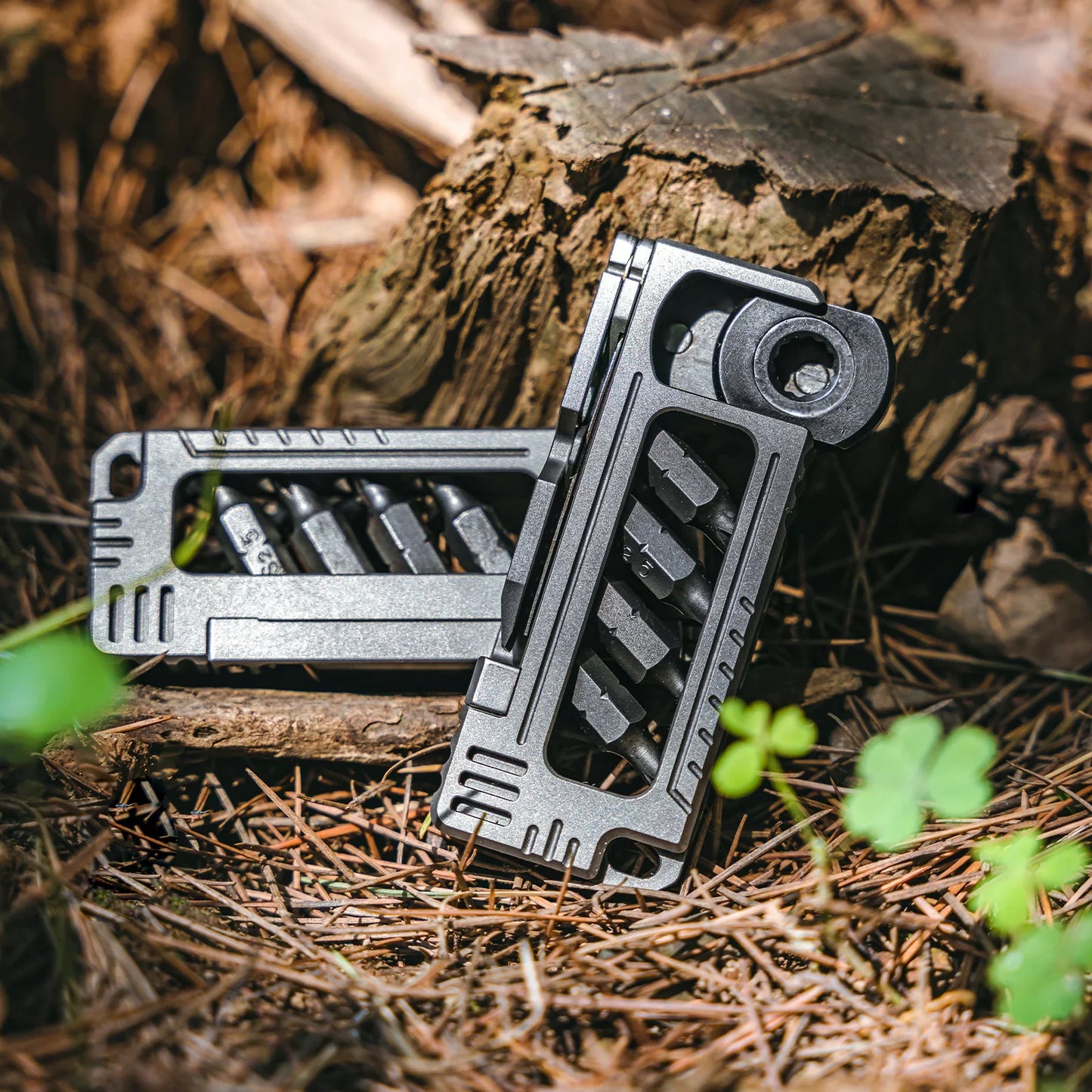 Titan 8-in-1 Pocket Multi Tool