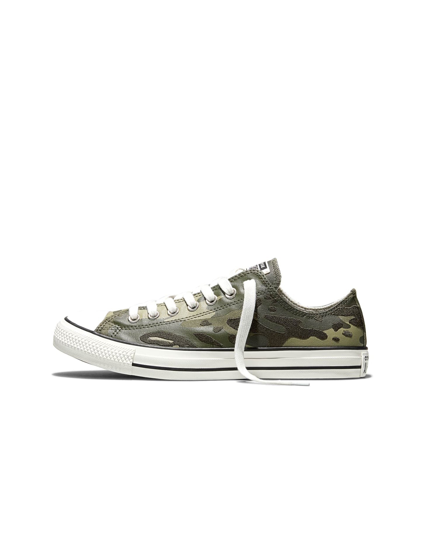 Chuck Taylor Wide Camo Shoes