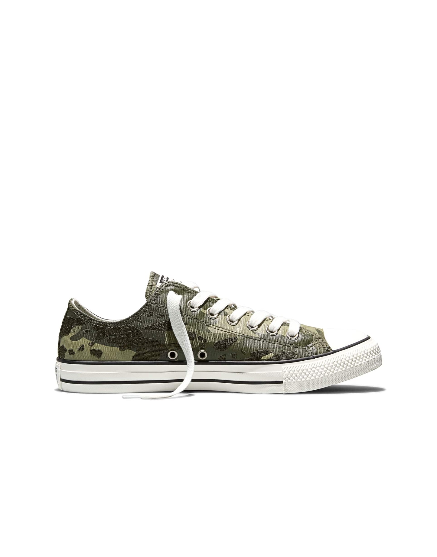 Chuck Taylor Wide Camo Shoes