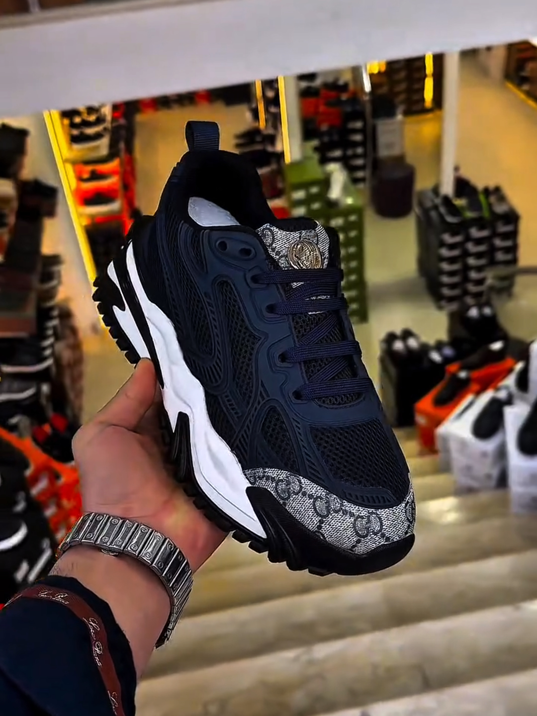 Letter Print Cushioned Soft Sole Athletic Sneakers
