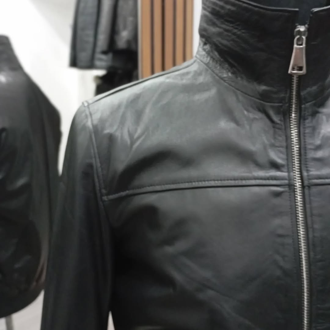 Men's Black Leather Jacket – Stylish & Durable Outerwear