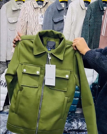 Stylish Zipper Jacket with Pocket Detail