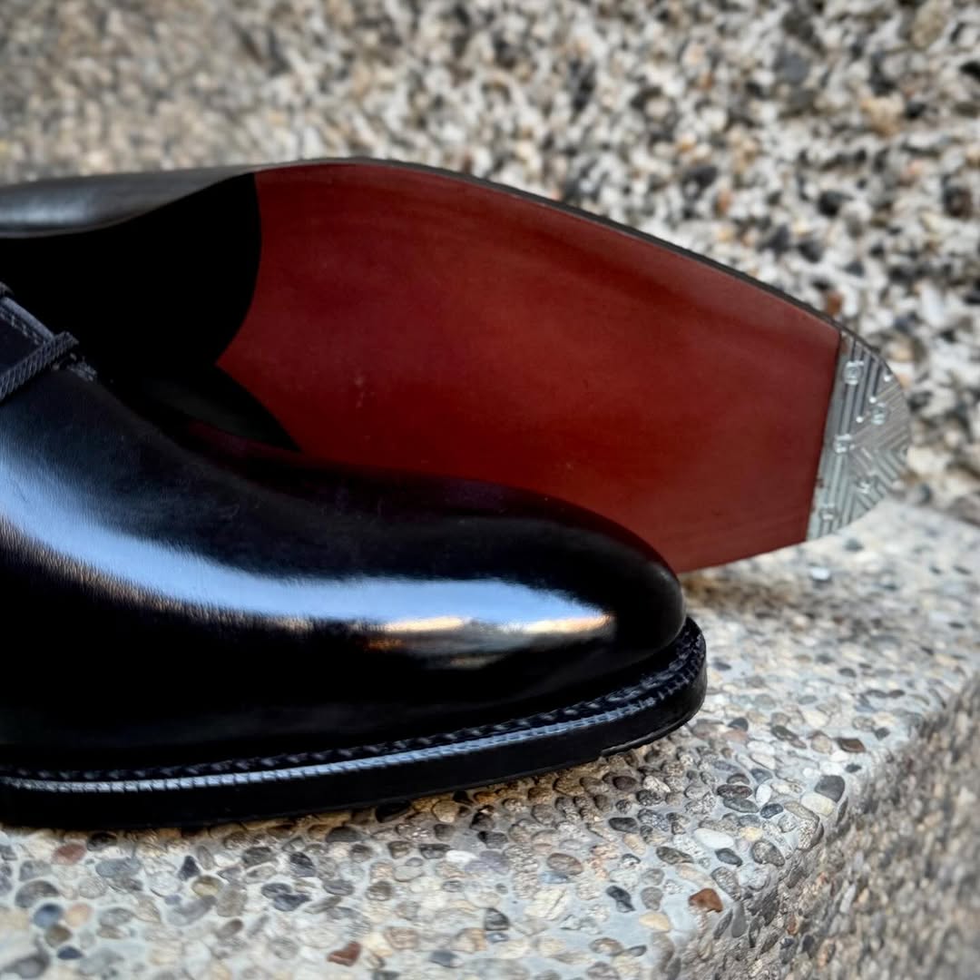 Black Elegance – Handmade Wholecut Formal Shoes for Men