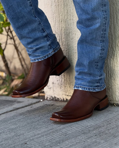 Mesa Trail Square-Toe Boots – Distressed Brown Leather