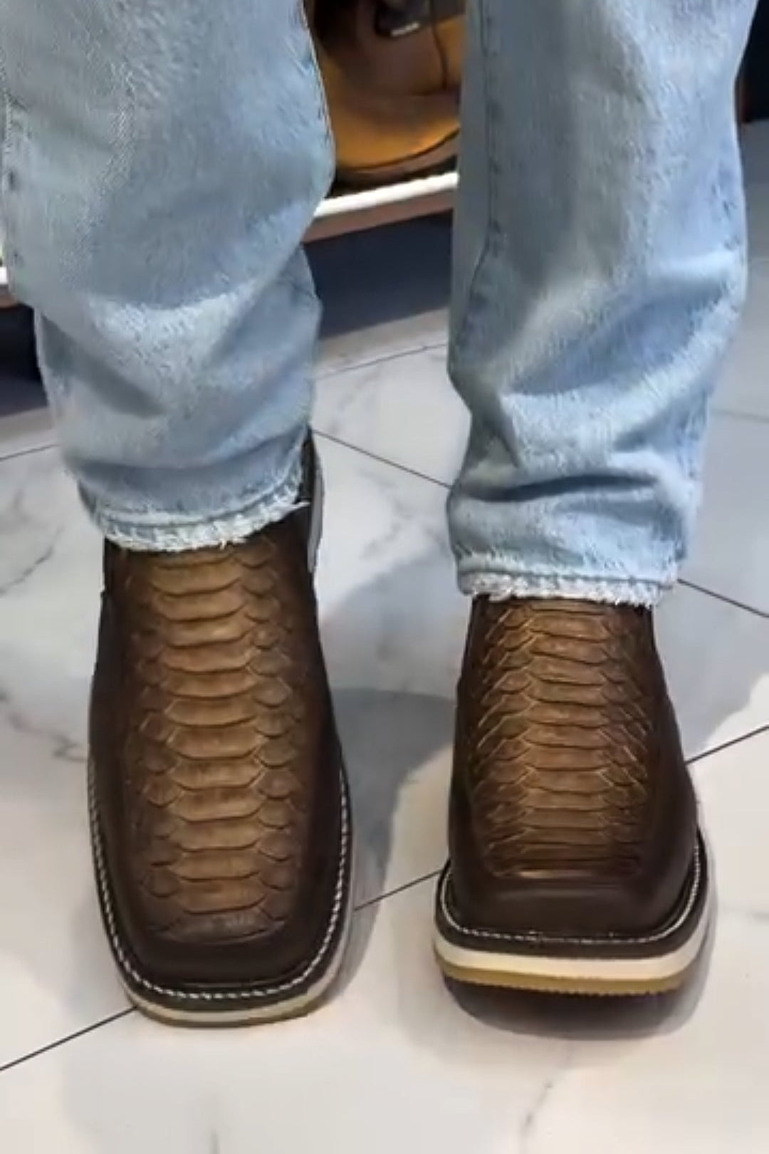 Ares Scale-Pattern Leather Zip Boots – Rustic Brown Power