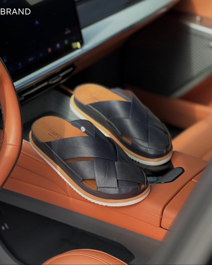 Cross-woven Leather Slippers