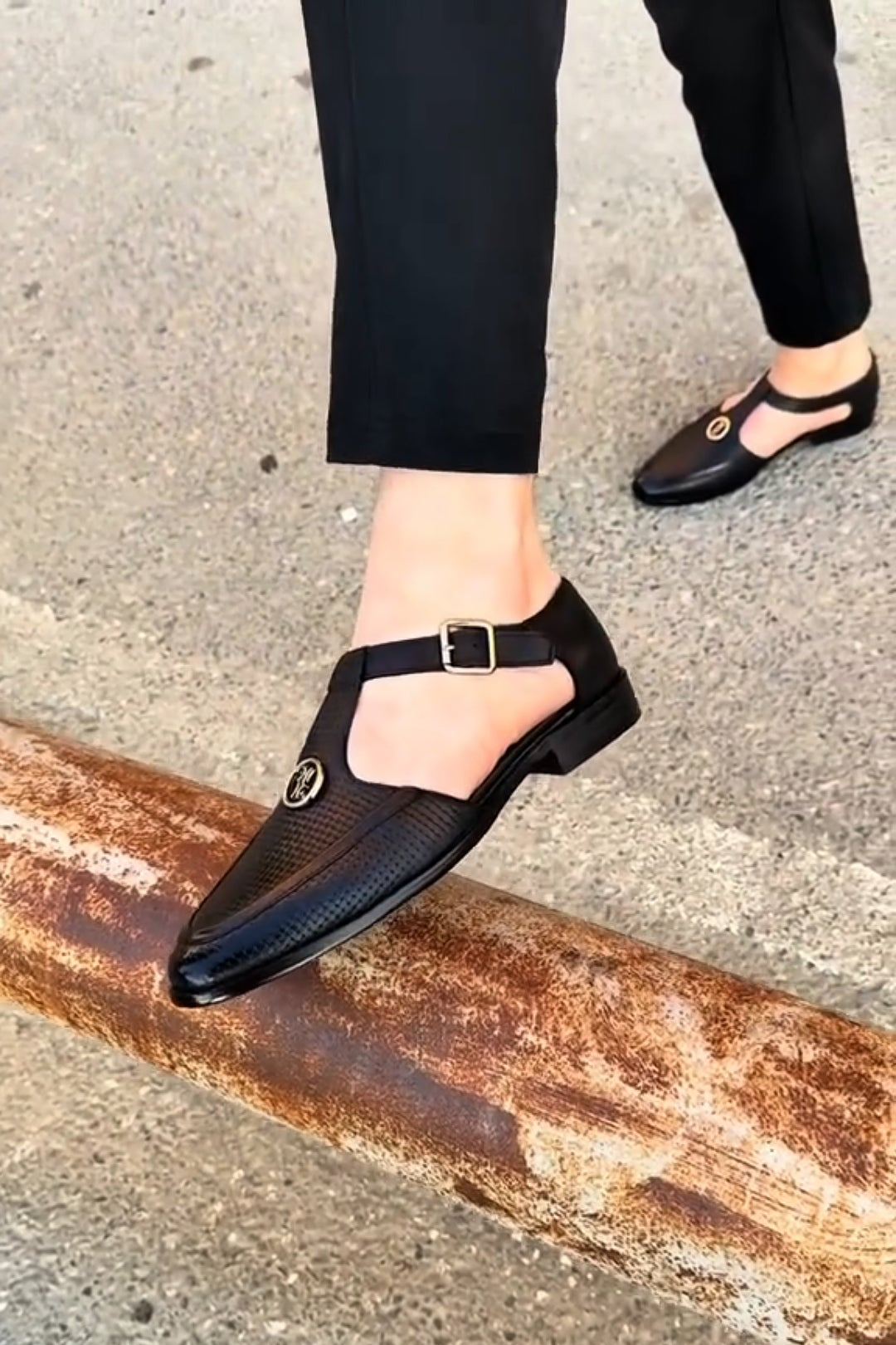 Men’s Black T-Strap Cut-Out Design Leather Loafers