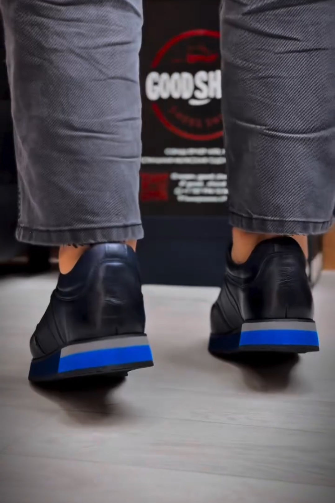 Verno Retro Leather Sneakers