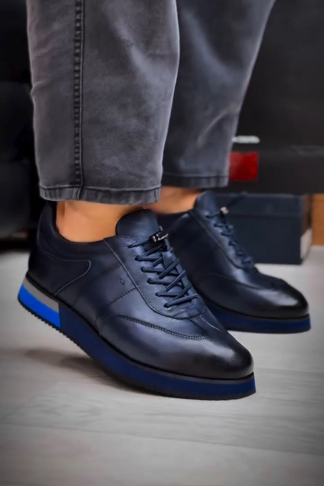 Verno Retro Leather Sneakers