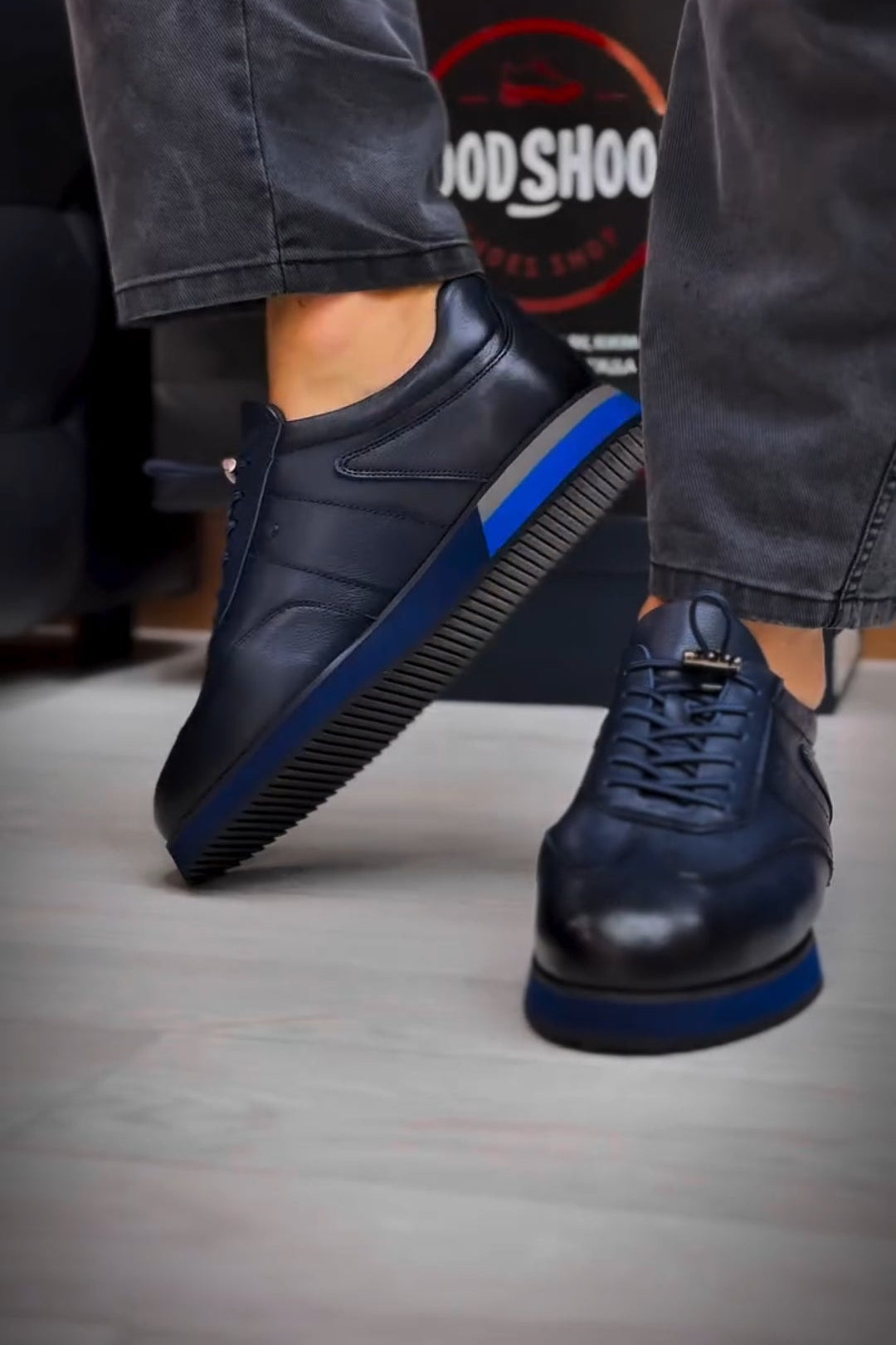 Verno Retro Leather Sneakers