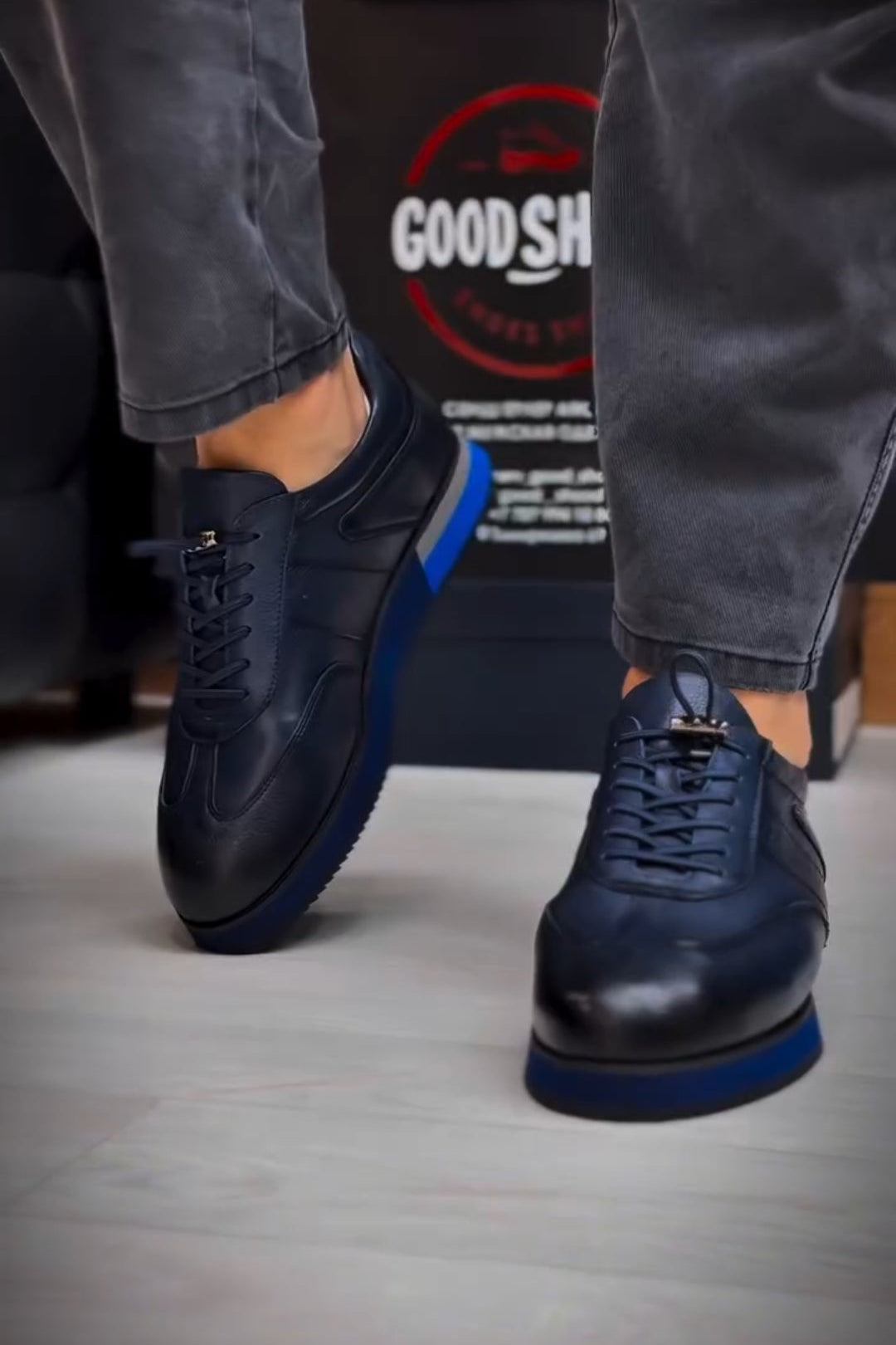 Verno Retro Leather Sneakers