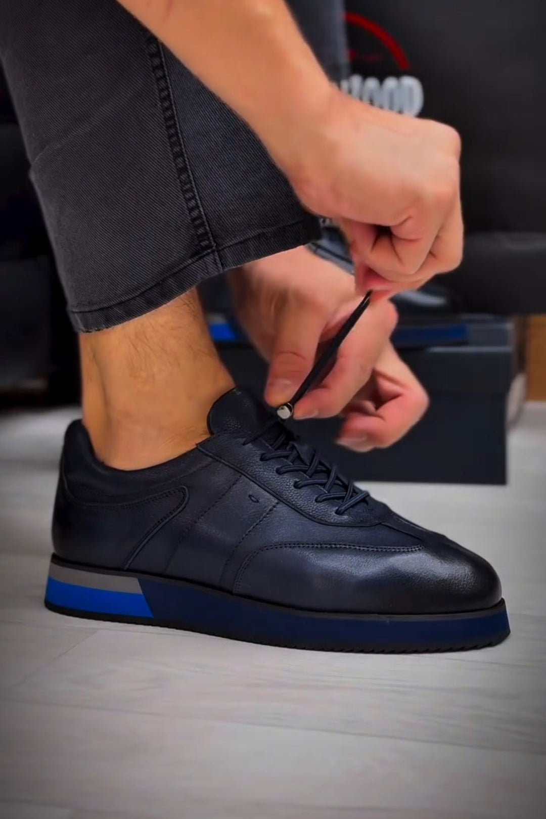 Verno Retro Leather Sneakers