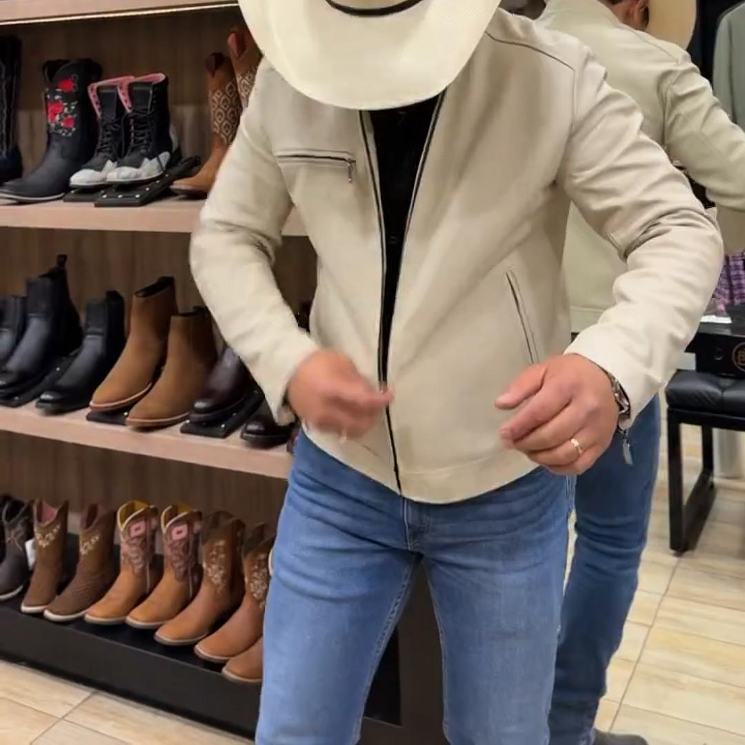 Slim-Fit Western-Inspired Men’s Jacket