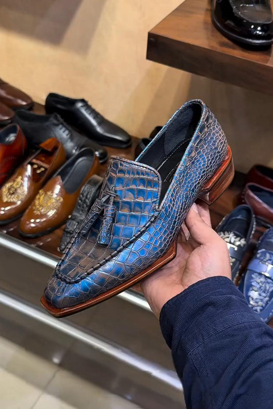 Vintage Blue Textured Loafers