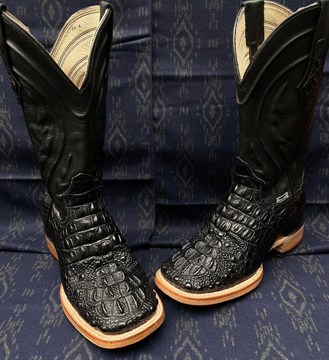 Black Croc-Embossed Western Cowboy Boots