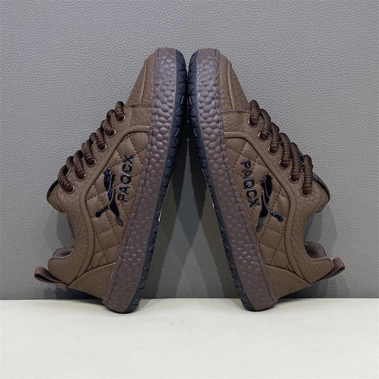 Men’s Lightweight Soft Sole Lace-Up Low-Top Sneakers