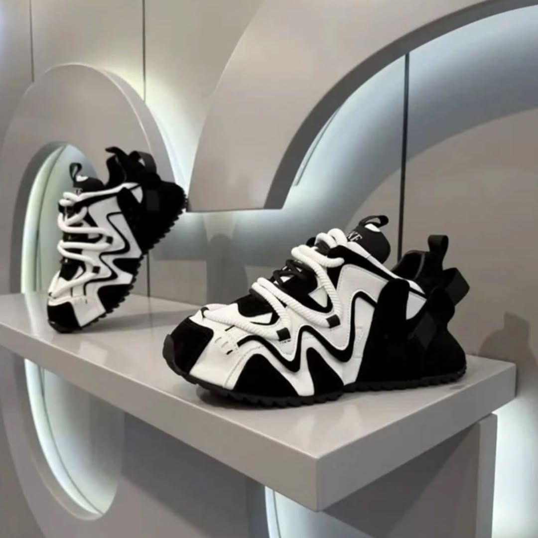 Men’s Low-Top Breathable Skate Sneakers