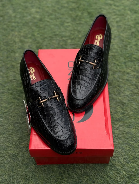 Textured Leather Thin Sole Loafers