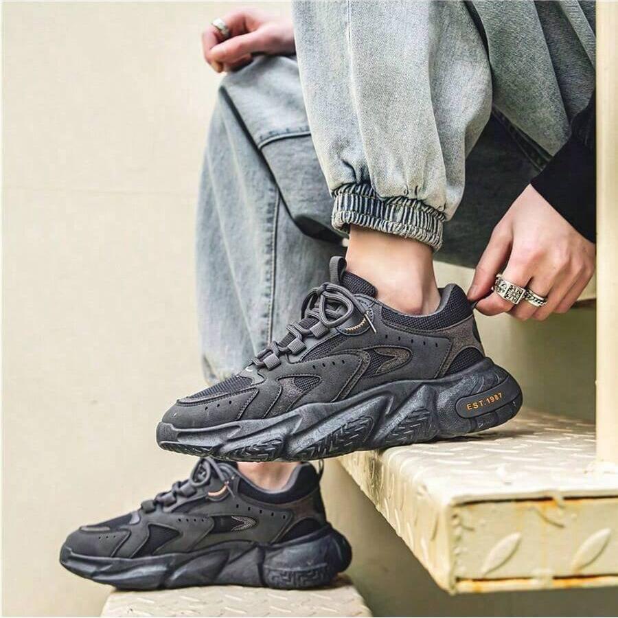 Men's Fashionable Patchwork Sporty Chunky Lace Up Low Top Sneakers