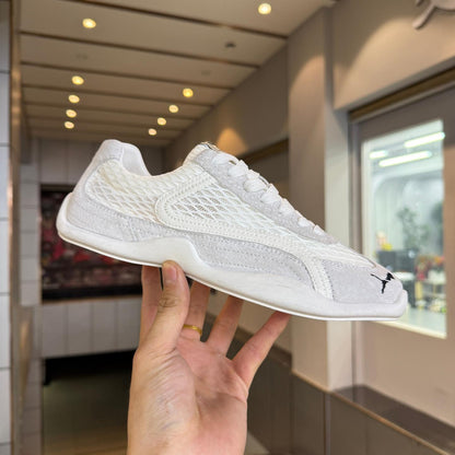 Low-Top Lightweight Breathable Mesh Soft Sole Sneakers