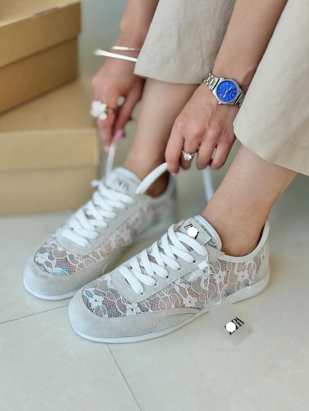 Mesh Cutout Lace Soft Sole Casual Flats