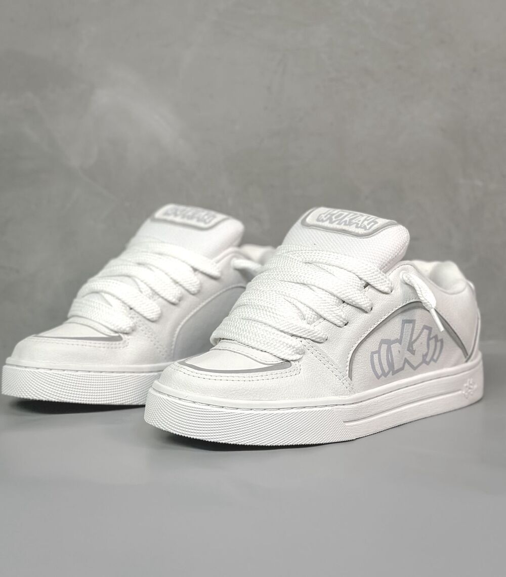 Graffiti Letter Logo Skate Shoes