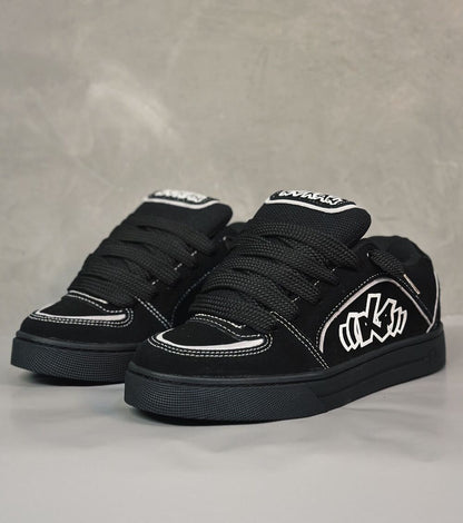 Graffiti Letter Logo Skate Shoes