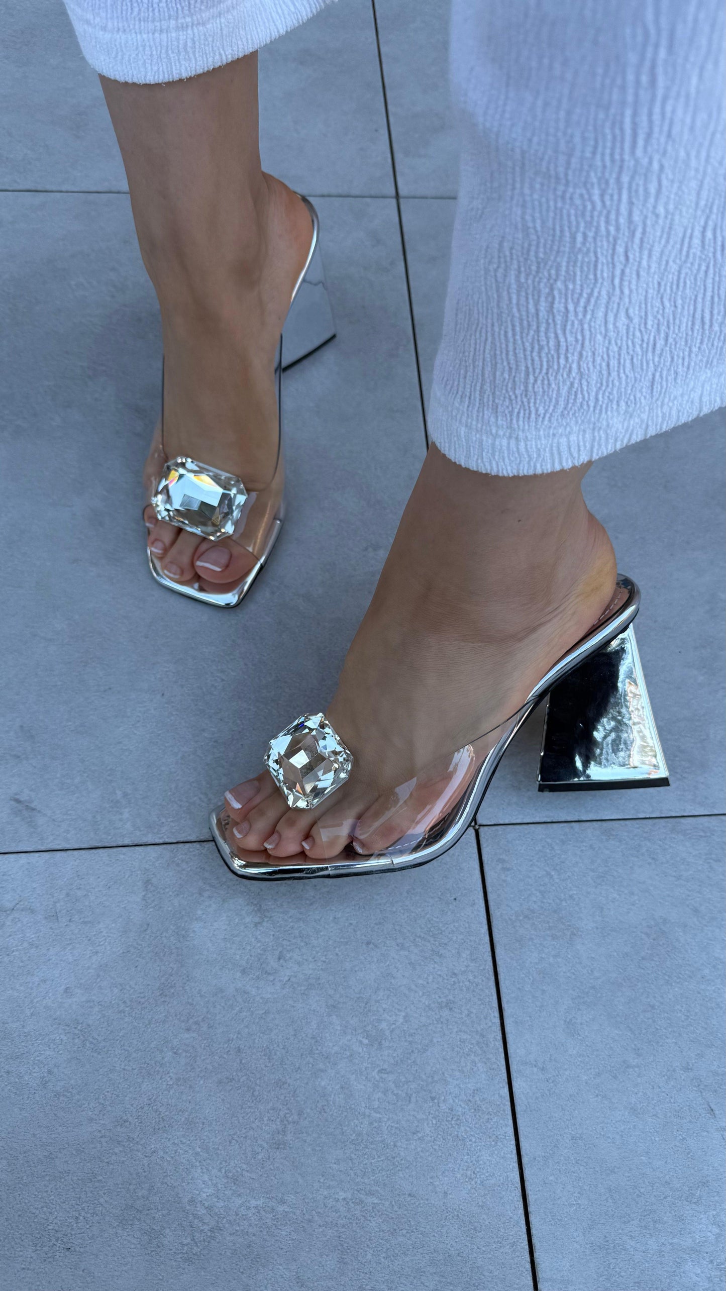 Tress Triangle Heel Stone Slippers