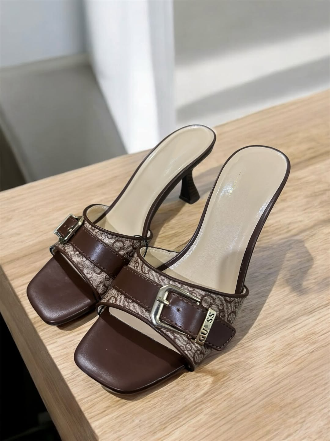 Mac Gu*ss Kitten Heels
