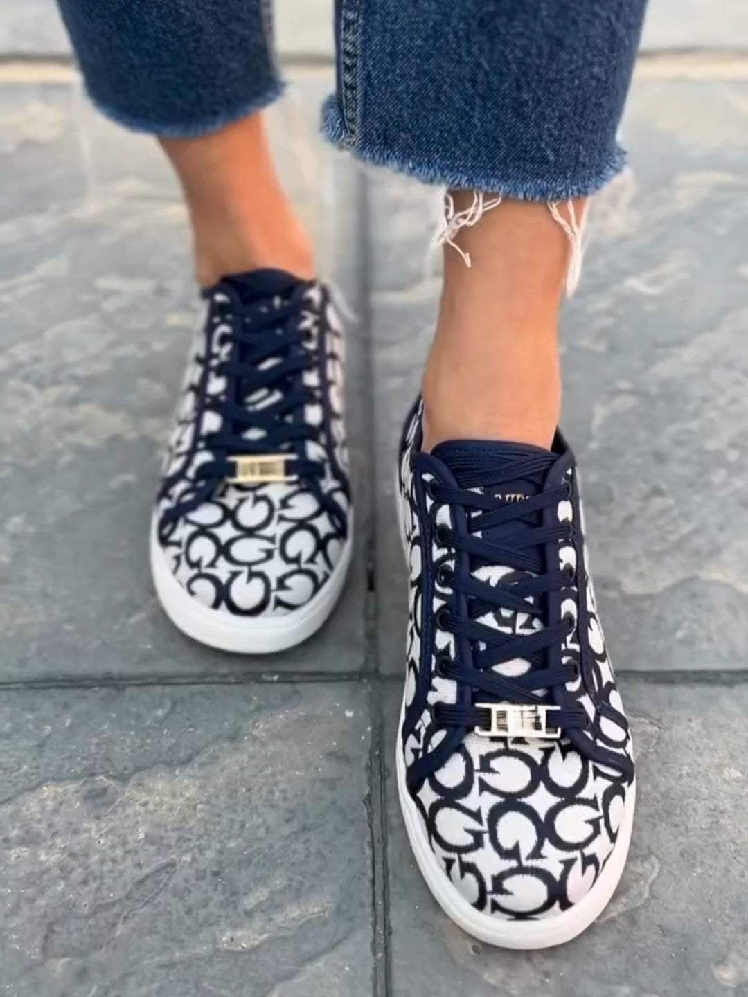 Women Monogram Print Low Top Sneaker