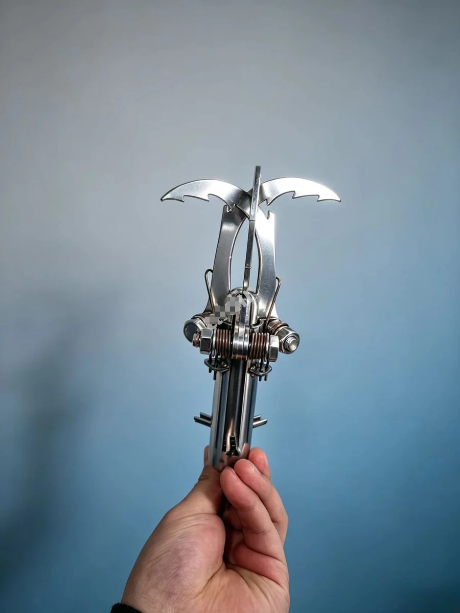 Portable Flying Tiger Claw wall and tree climbing tool, made of fine steel, load-bearing 200kg