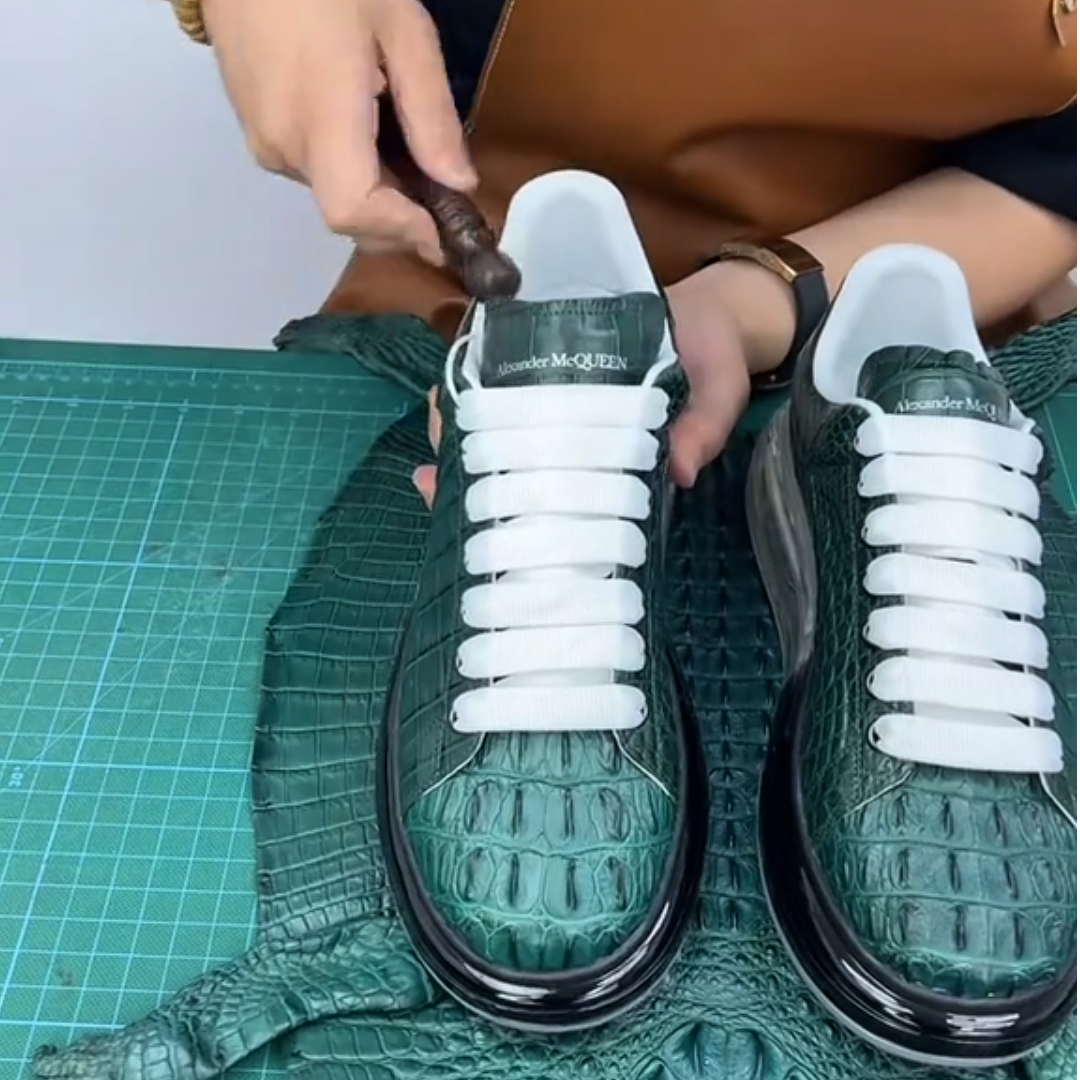 Luxury Croc Embossed Leather Platform Sneakers