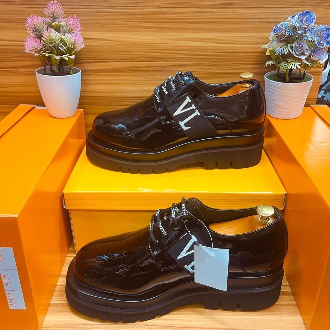 Chunky Patent Leather Logo Lace Shoes