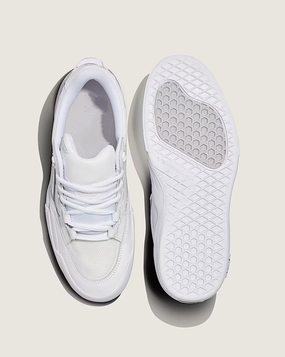 Men’s Low-Top Skate Sneakers with Durable Grip Sole