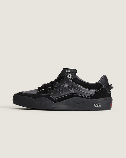 Men’s Low-Top Skate Sneakers with Durable Grip Sole