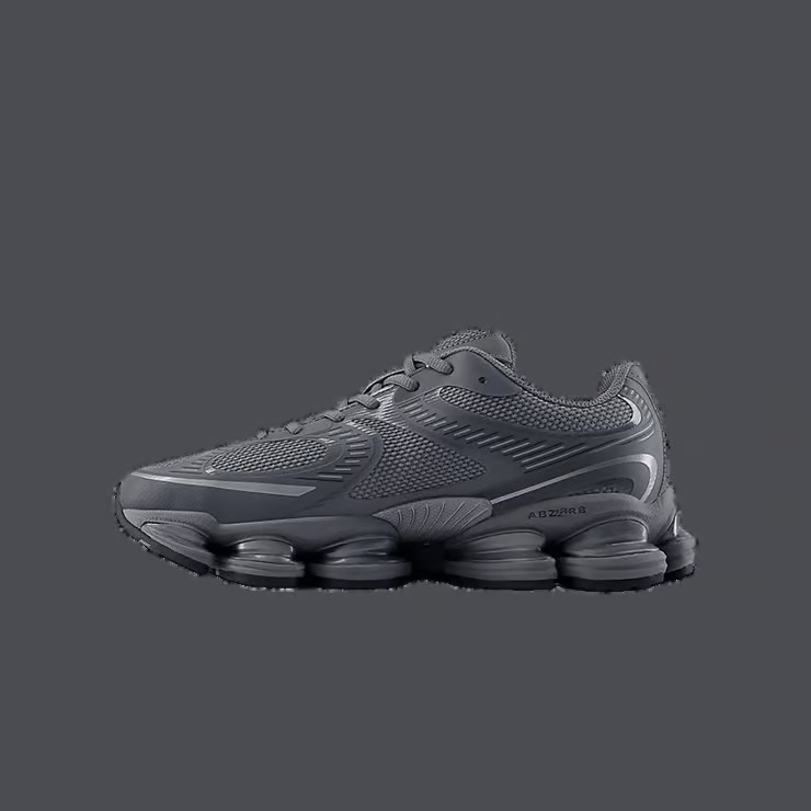 New Peak Retro-Futurism 2000 Sneakers