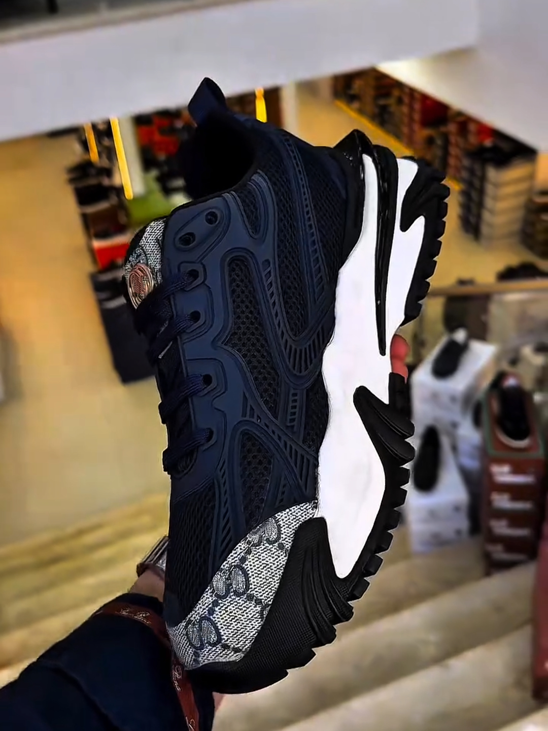 Letter Print Cushioned Soft Sole Athletic Sneakers