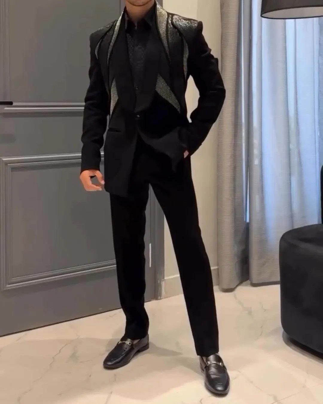 Men's trendy personalized suit jacket