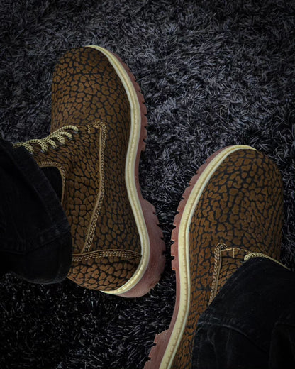 Retro 3D Pattern Martin Lace-Up Ankle Boots