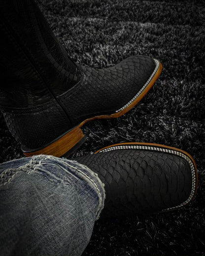 Black Vintage Crocodile Pattern Knight Boots