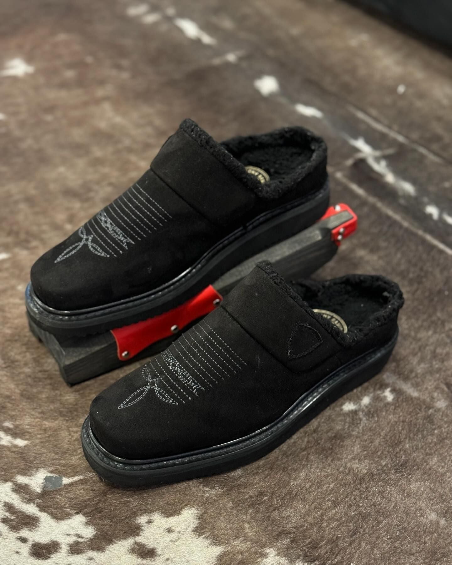 Men's Suede Printed Slip-On Slippers