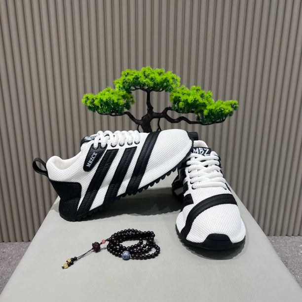 Low-Top Breathable Mesh Chunky Sole Sneakers with Wrapped Outsole