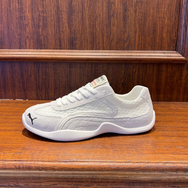 Low-Top Lightweight Breathable Mesh Soft Sole Sneakers