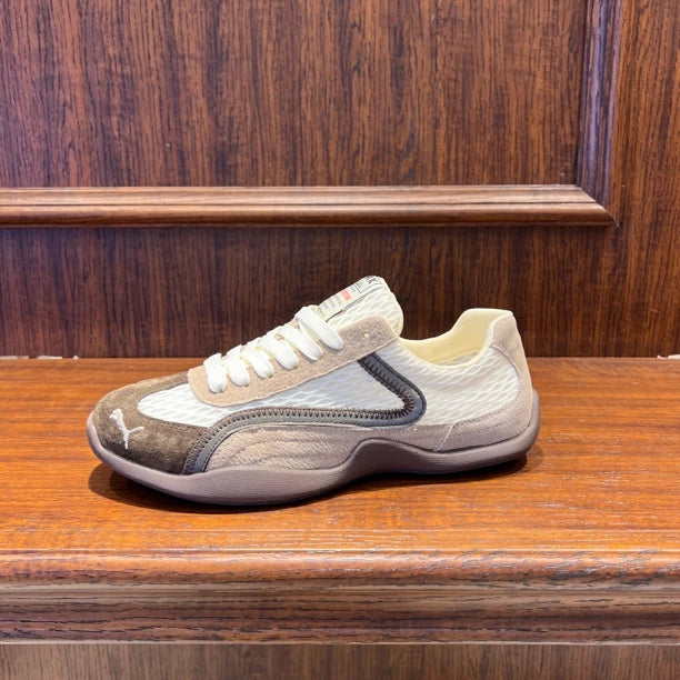 Low-Top Lightweight Breathable Mesh Soft Sole Sneakers