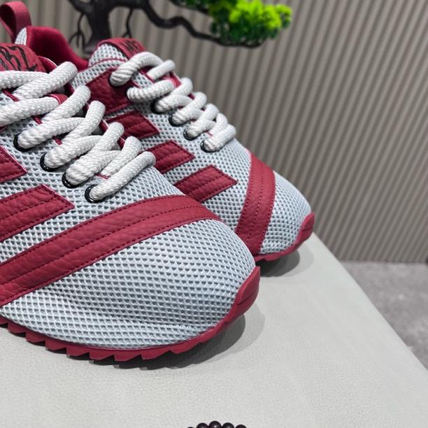 Low-Top Breathable Mesh Chunky Sole Sneakers with Wrapped Outsole